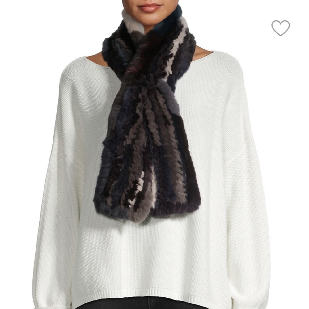 NWT Surell Rex Rabbit Pull-Through Scarf